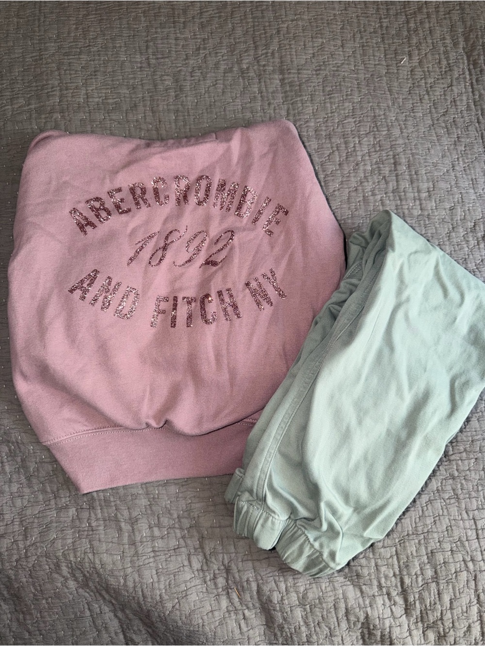 Kids Abercrombie & Fitch Mauve Pink Sweatshirt with Sage Green Joggers